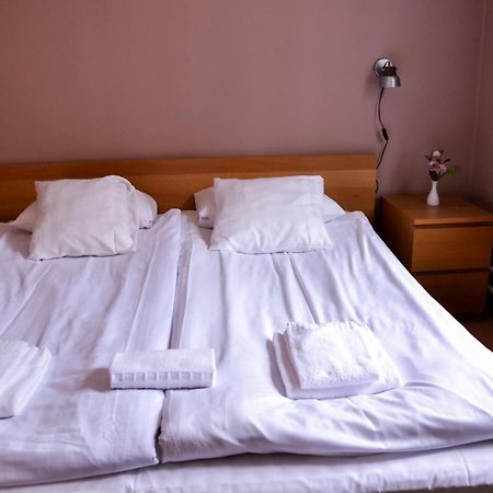 Adelsgatan Bed & Breakfast VBY Extérieur photo